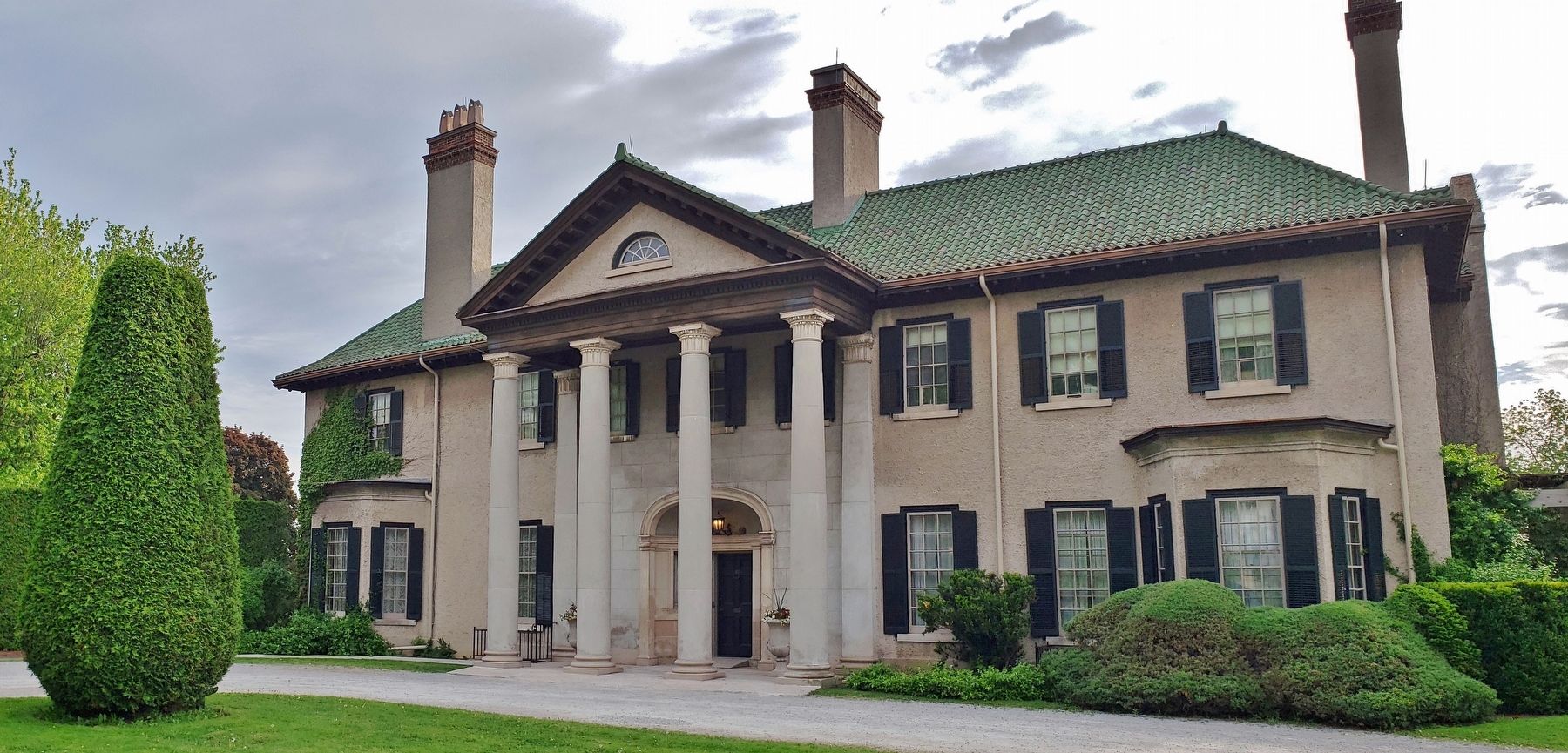 McLaughlin Mansion - Parkwood Estate National Historic Site (<i>northeast elevation</i>) image. Click for full size.