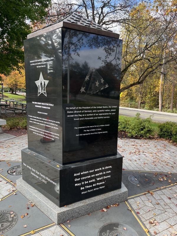 New Jersey Gold Star Family Monument image. Click for full size.