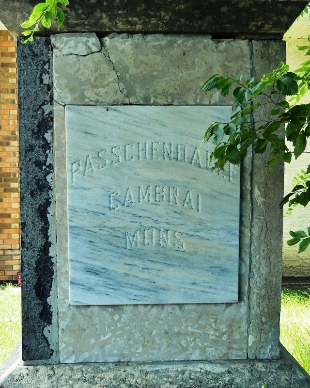 Milestone World War Memorial (<i>north side</i>) image. Click for full size.