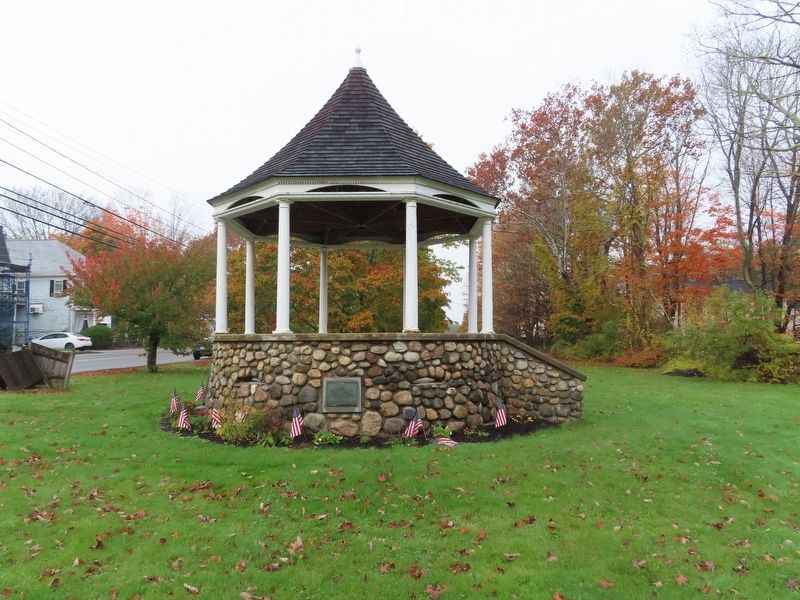 Plympton Korean War Monument image. Click for full size.