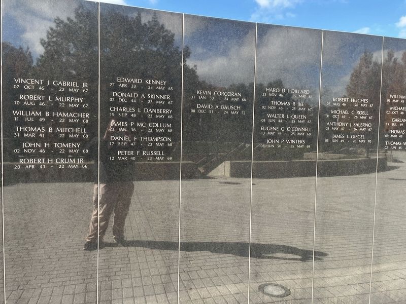 New Jersey Vietnam Veterans' Memorial image. Click for full size.