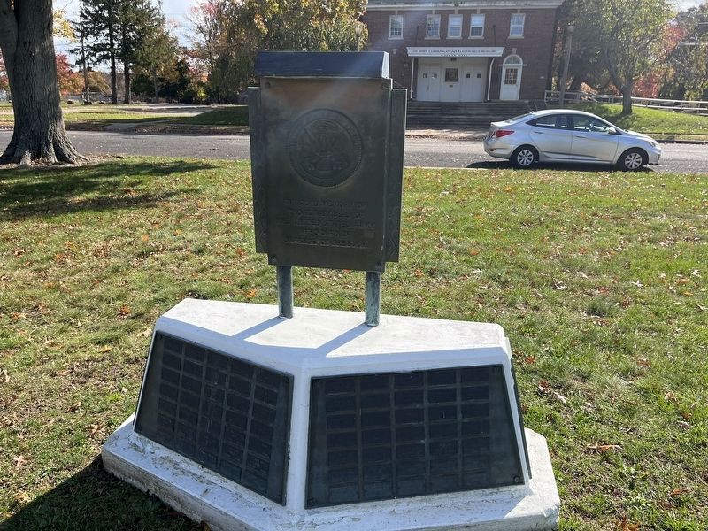 Veterans Memorial image. Click for full size.