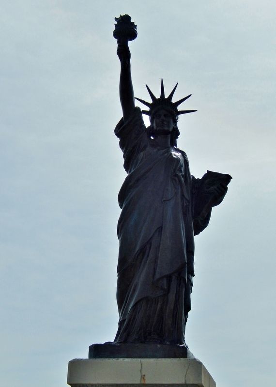 Replica of the Statue of Liberty. Click for full size. Replica of the Statue of Liberty image. Click for full size.