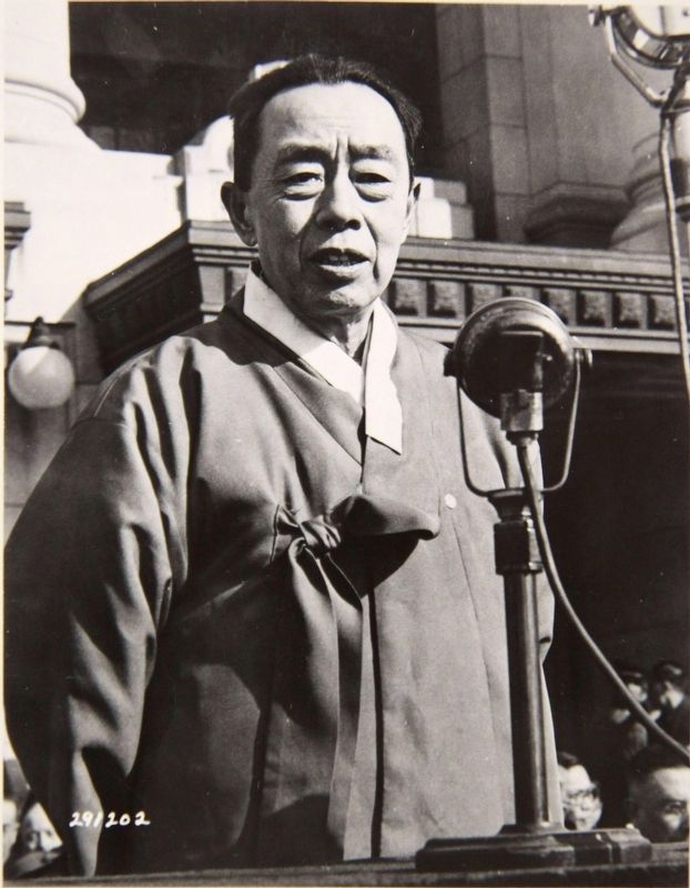 Kim Kyusik image. Click for full size.