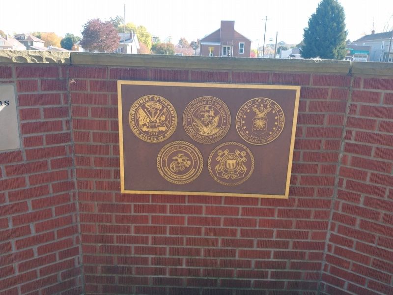 Williamstown Veterans Memorial image. Click for full size.