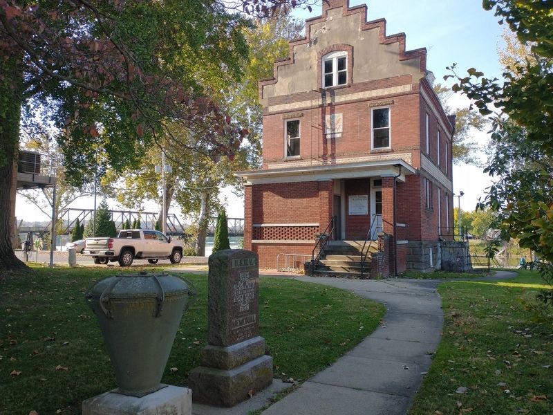 Lockmaster's House image. Click for full size.