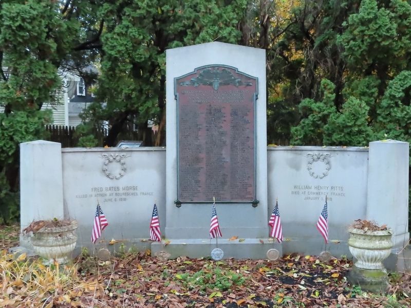 East Bridgewater World War I Monument image. Click for full size.