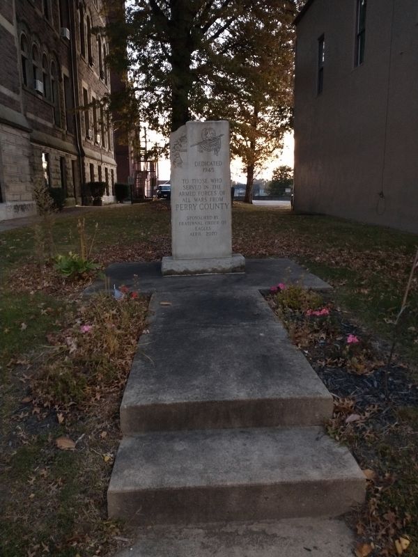 Perry County Veterans Memorial image. Click for full size.