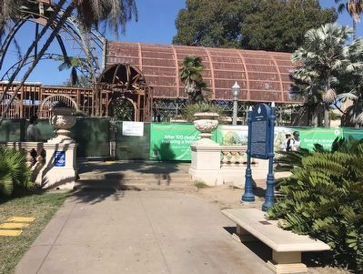 The Botanical Building and Marker image. Click for full size.
