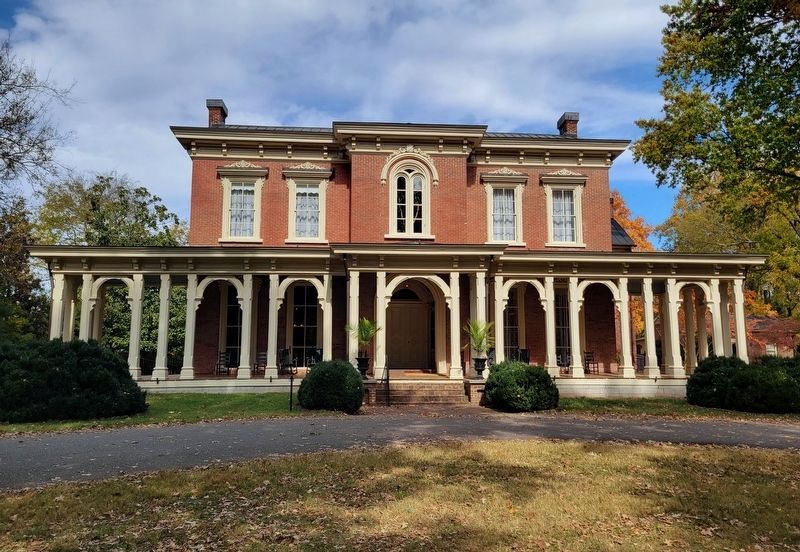 The Oaklands Mansion image. Click for full size.
