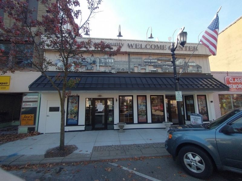 Look above the awning for the Landmarks of Tuscarawas County Marker image. Click for full size.