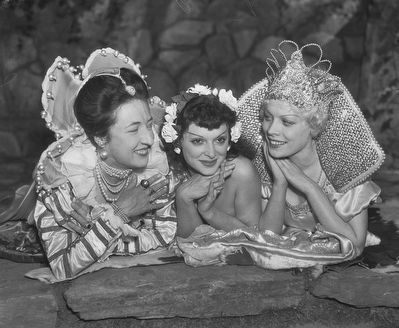 <i> Elizabeth Sowersby, Queen Zorine, and Sonia Ruggs posing together, San Diego, California</i> image. Click for full size.
