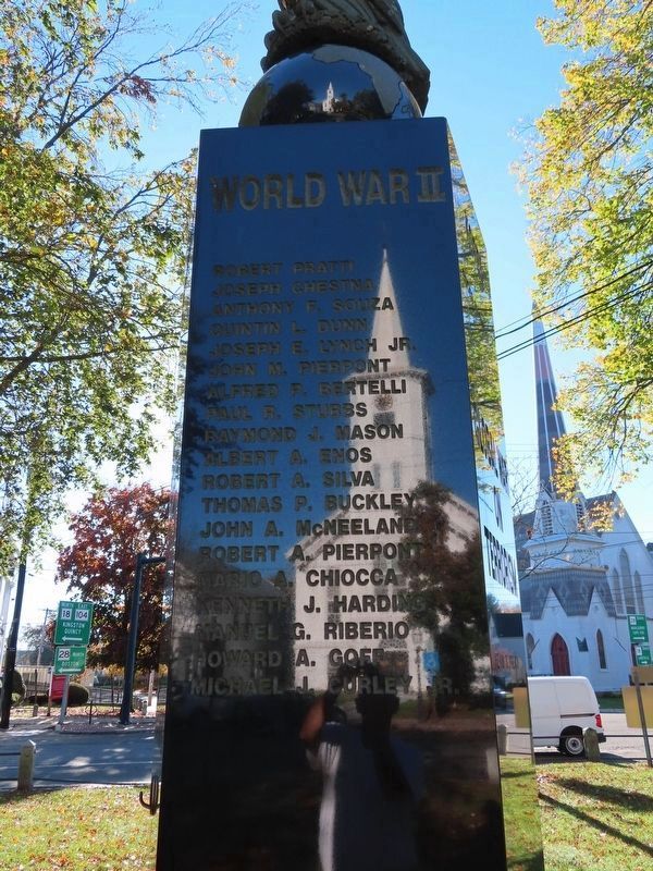 Bridgewater Veterans Memorial image. Click for full size.