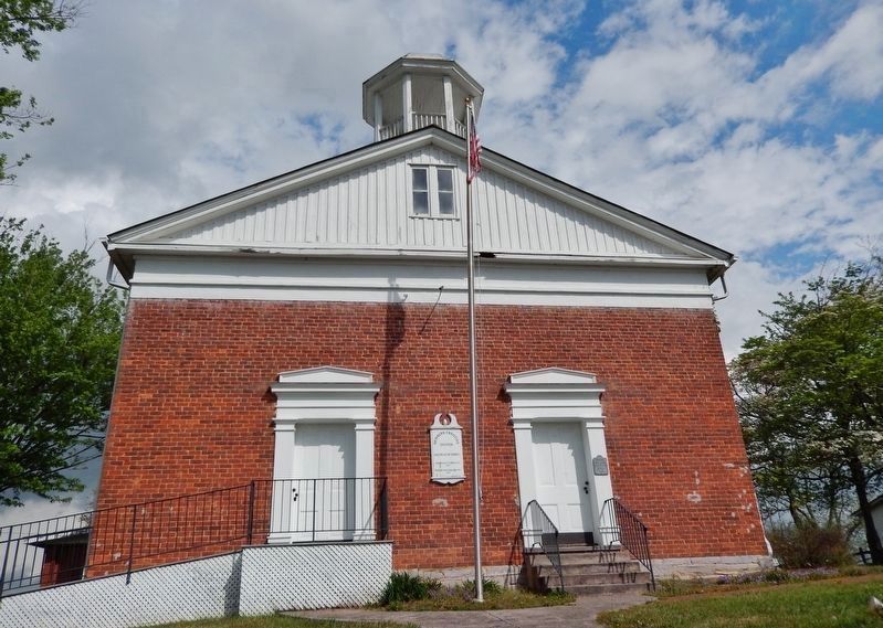 Newbern Christian Church (<i>south elevation</i>) image. Click for full size.