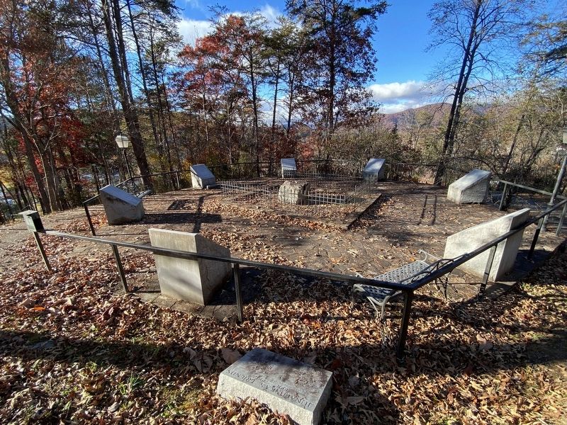 Junaluska and Tecumseh and Junaluska's refusal to join Indian Confederacy against Whites. Marker. Click for full size. Junaluska and Tecumseh and Junaluska's refusal to join Indian Confederacy against Whites. Marker image. Click for full size.