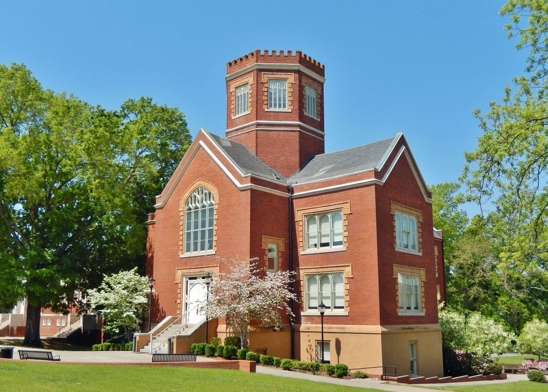 Winnie Davis Hall (<i>northeast elevation</i>) image. Click for full size.