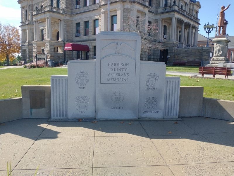 Harrison Cunty Veterans Memorial image. Click for full size.