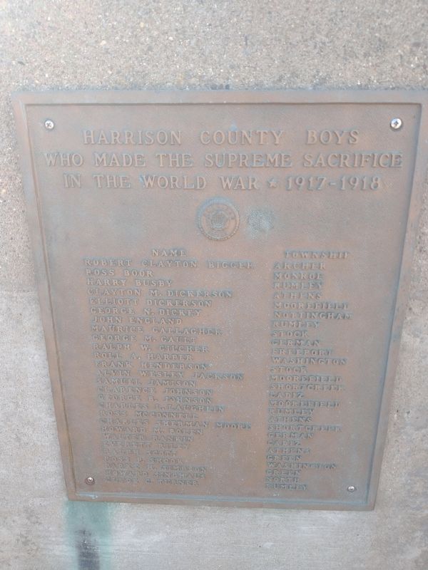 Harrison County World War Memorial image. Click for full size.