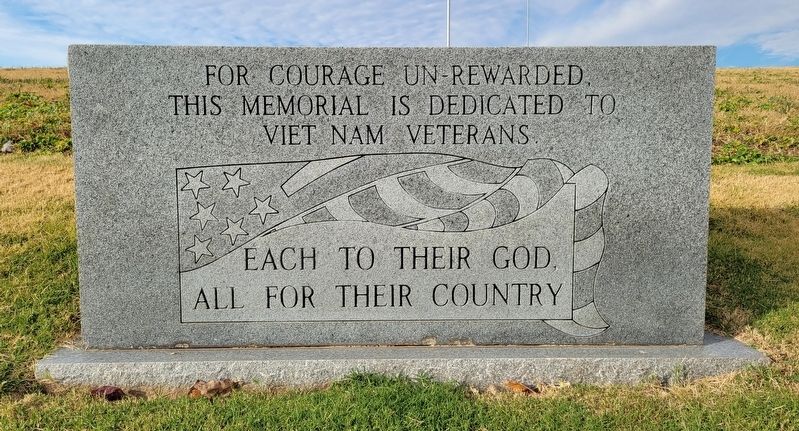 Viet Nam Veterans Memorial image. Click for full size.