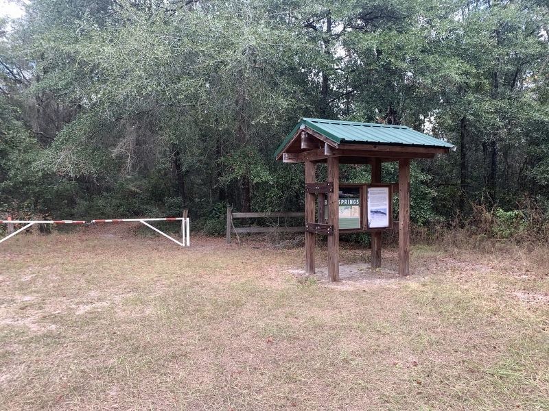 Trailhead entrance image. Click for full size.