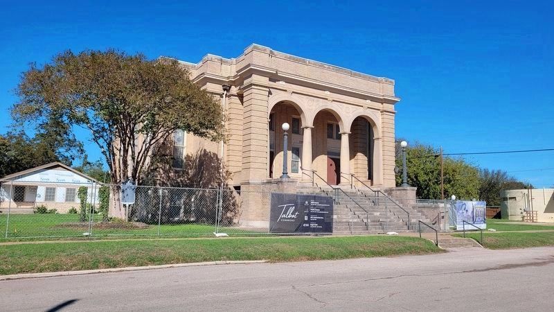 The view of the First Presbyterian Church of Taylor and Marker from the street image. Click for full size.