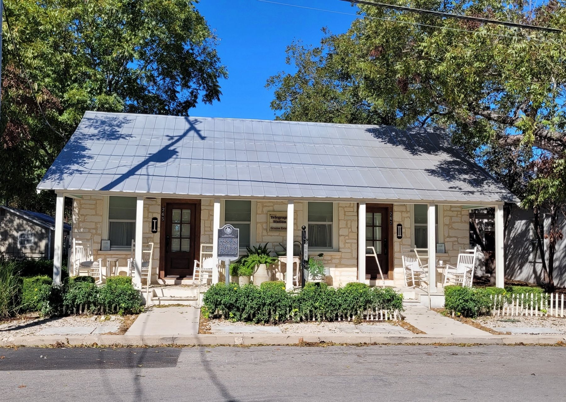 The view of the Mill Street Telegraph Station Marker from the street. Click for full size. The view of the Mill Street Telegraph Station Marker from the street image. Click for full size.