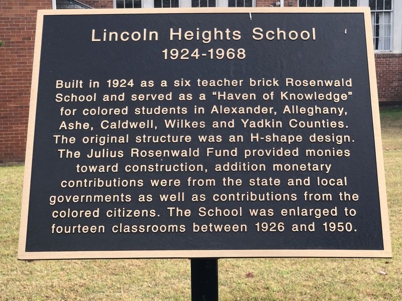 Lincoln Heights School Marker image. Click for full size.