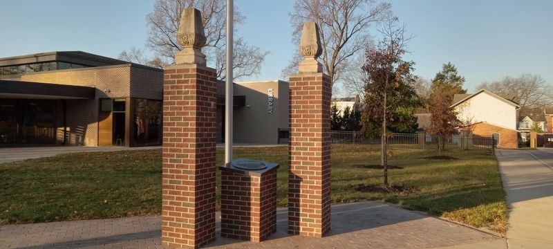 In Rememberance of Miamisburg Highschool Marker image. Click for full size.