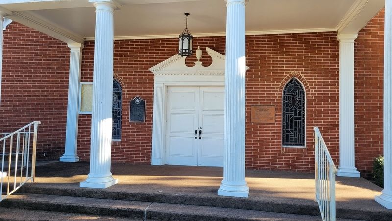 The front entrance to the First Christian Church with Marker image. Click for full size.