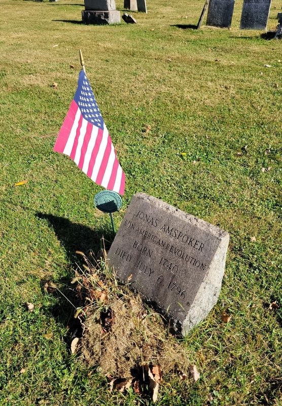 Grave of Revolutionary War Soldier<br>Jonas Amspoker image. Click for full size.