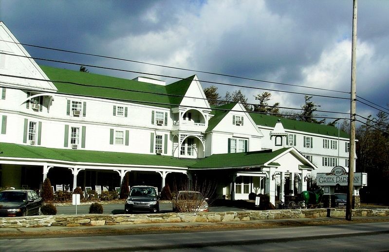 The Green Park Inn image. Click for full size.