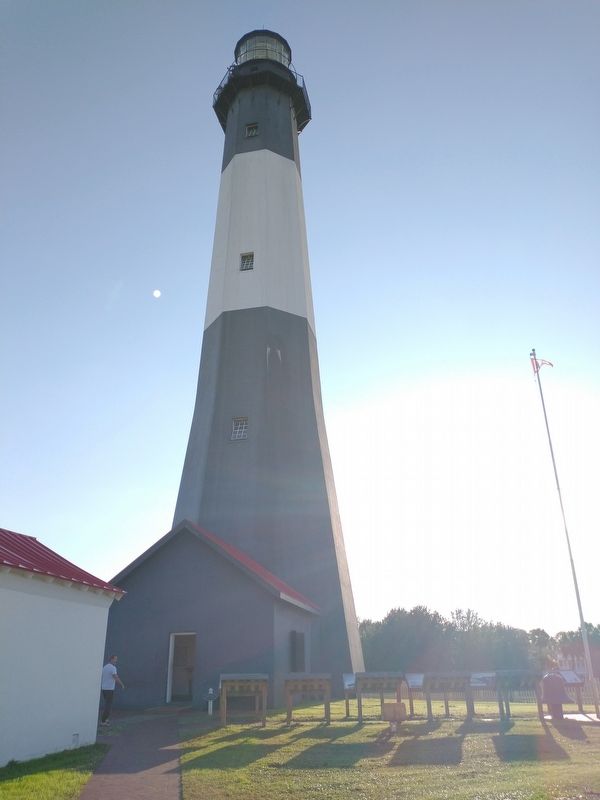 Tybee Island Light image. Click for full size.