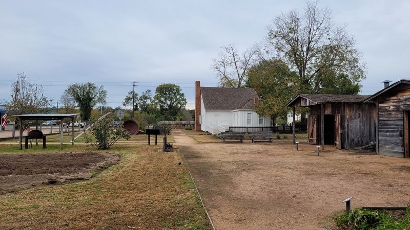 The view of the Syrup Kittle from the backside of the Duarte-Taylor House grounds image. Click for full size.