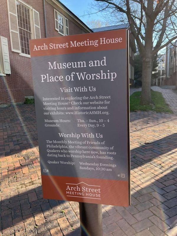 Arch Street Meeting House side of the marker image. Click for full size.