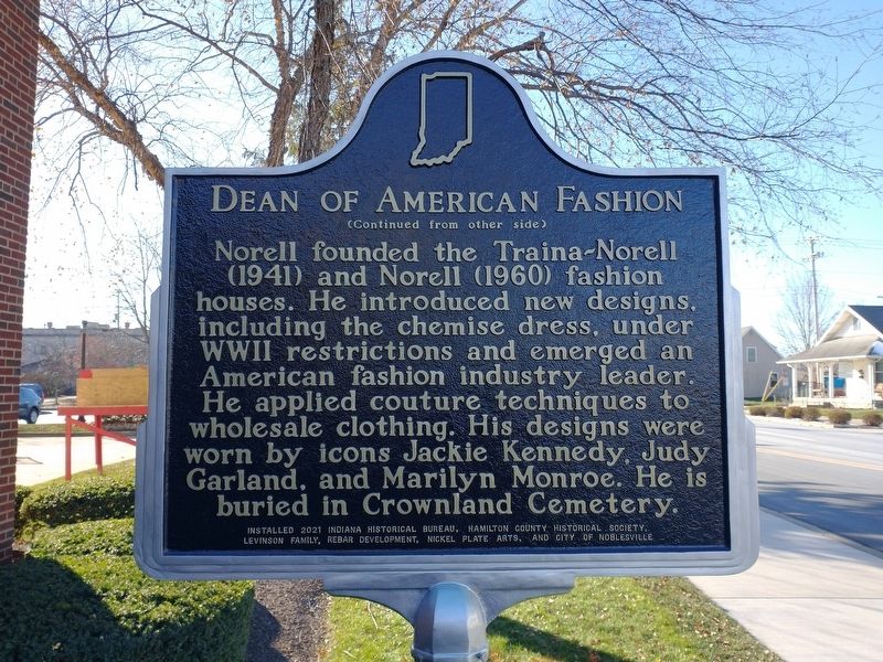 Dean of American Fashion Marker image. Click for full size.