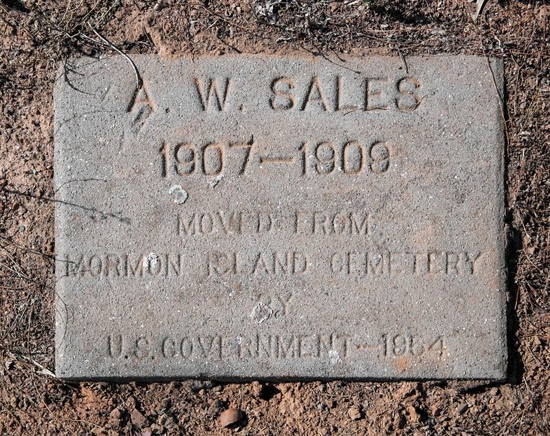 Mormon Island Grave Marker image. Click for full size.