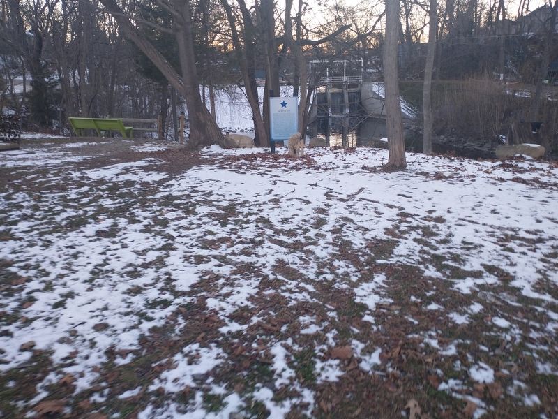The Grieving Yard Marker image. Click for full size.