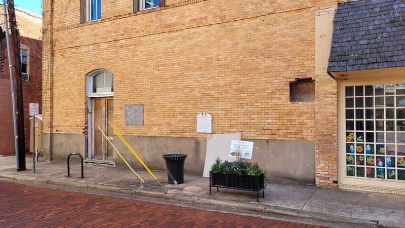The Church Street Marker on the wall of the building image. Click for full size.