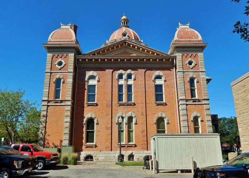 Hastings City Hall (<i>formerly Dakota County Courthouse</i>)<br>(<i>east elevation</i>) image. Click for full size.