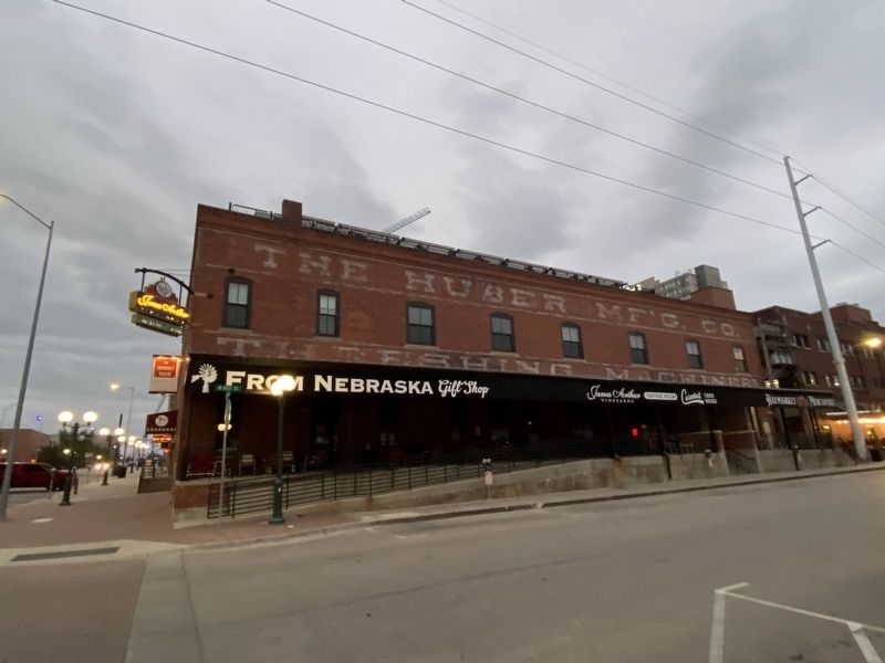Huber Building image. Click for full size.