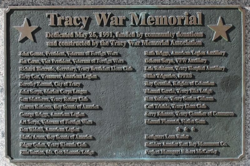 Plaque on Left Bench image. Click for full size.