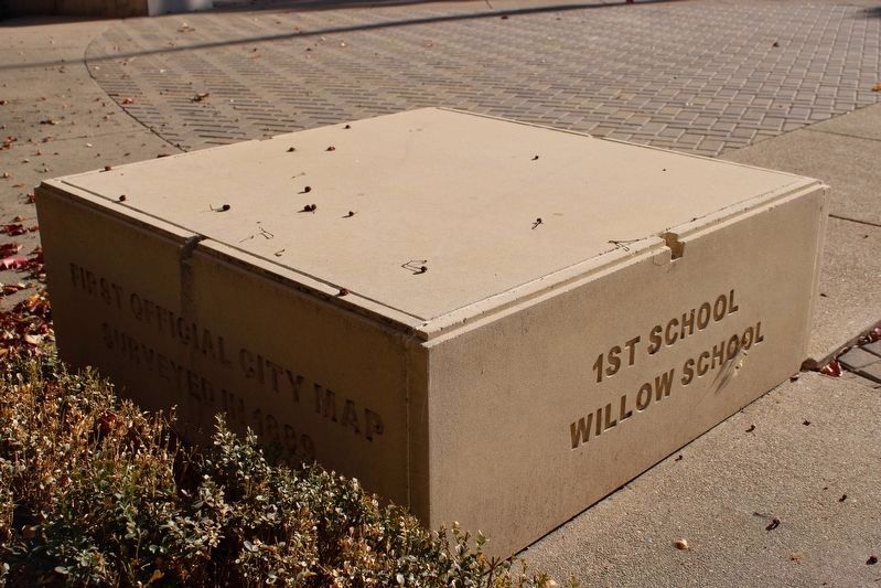 Tracy City Hall Marker image. Click for full size.