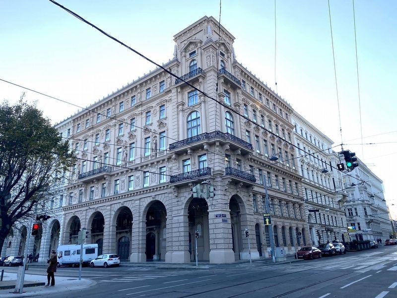 Eduard Strau� Marker - wider view image. Click for full size.