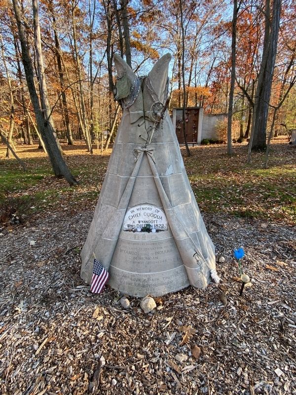 Wyandott Indian Monument image. Click for full size.