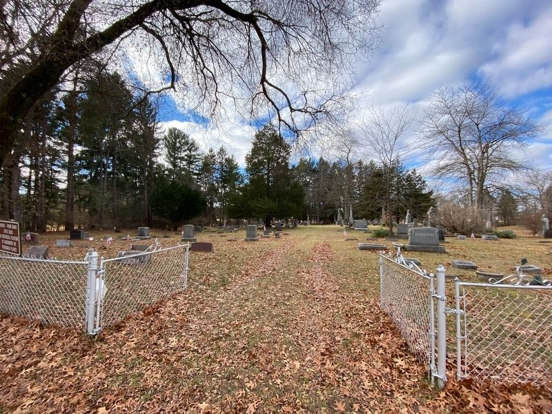 First Universalist Churchyard Cemetery image. Click for full size.