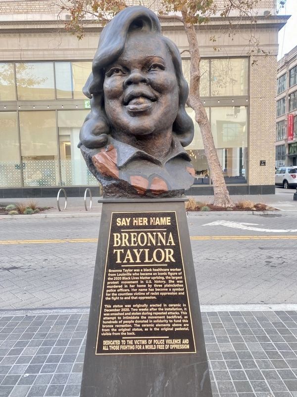 Breonna Taylor Bust and Marker image. Click for full size.