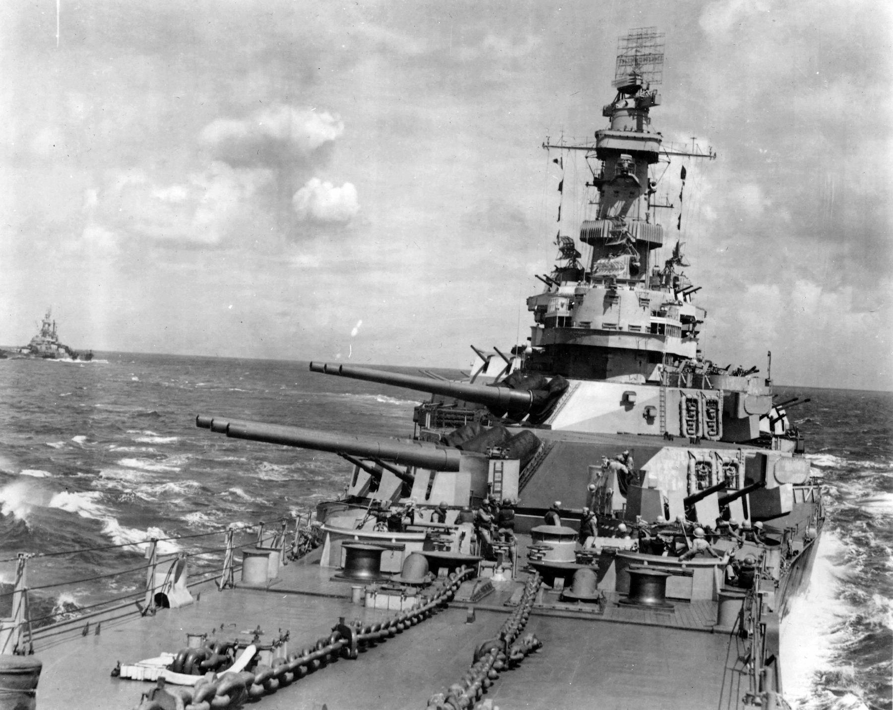 <i>Indiana</i> (BB-58) & Iowa</i> (BB-61) underway, possibly during the Marshall Islands Campaign image. Click for full size.