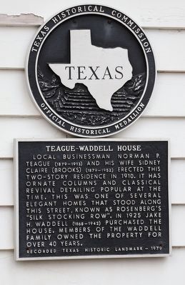 Teague-Waddell House Marker image. Click for full size.