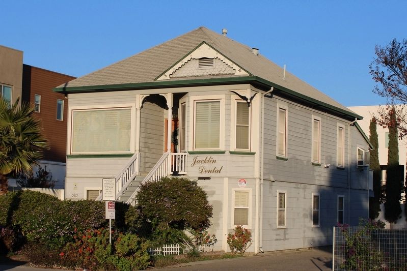 The Silveira House image. Click for full size.
