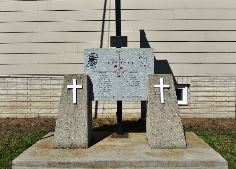 Dundurn War Memorial image. Click for full size.